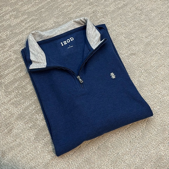 Men’s IZOD Quarter-Zip Sweater - Picture 1 of 6